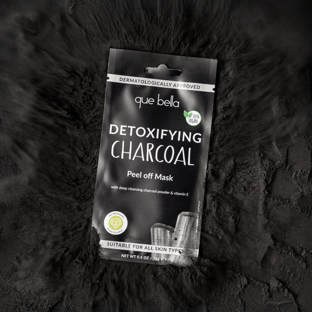 Detoxifying Charcoal Peel off Mask